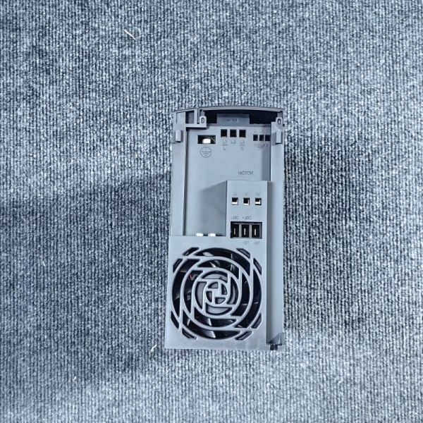 7.5kW Danfoss VLT Micro Drive FC51 FC-051P7K5T4E20H3BXCXXXSXXX 132F0030 Danfoss Vlt Frequency Converter for Pump Fan