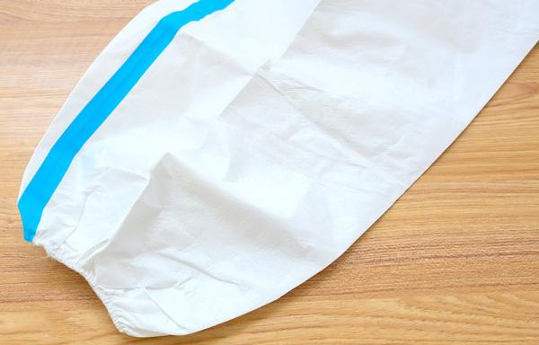 Type 4 Taped White Disposable Coveralls Anti Virus Blood Microbe Liquid Permeation