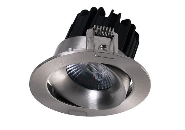 8W/10W IP54 5 ans de garantie 38° LED rotatif point vers le bas Lumière argentée Couleur 2700K-6000K Avec certificat CE ROHS