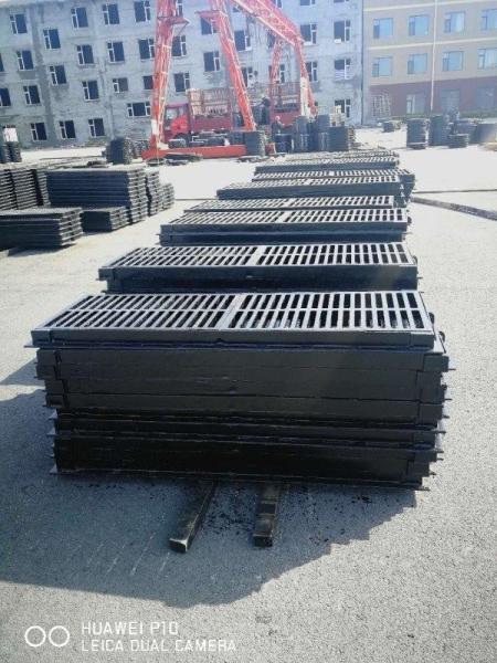 manhole cover, sewer grate Road sewer construction ， Iron casting, ductile iron  casting GGG50 DIN Stander