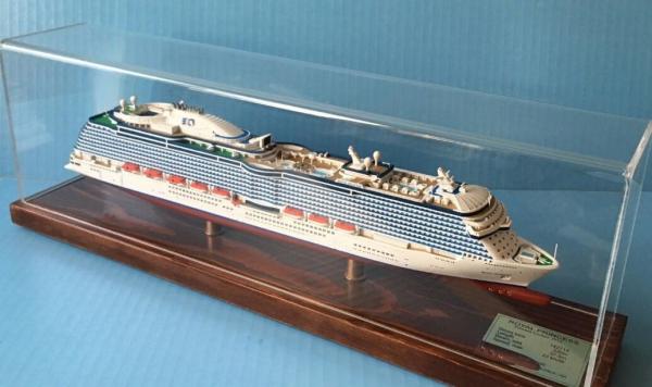 Royal Princess Cruise Ship Models ,  Composite Paint Wooden Boat Models