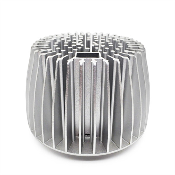 Подгонянная лампа снабжения жилищем Heatsink освещения СИД CNC алюминиевая подвергая механической обработке
