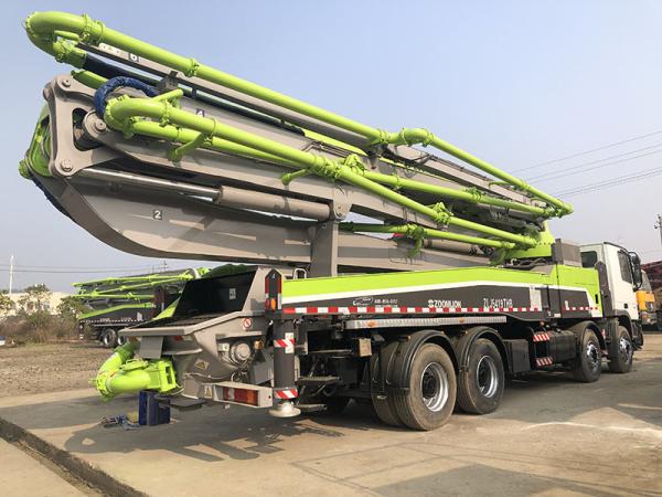 caminhão móvel da bomba de 52m Beton Zoomlion para o projeto de construção