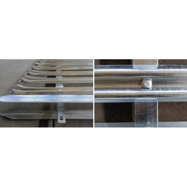 W clôture de palissade en acier pâle