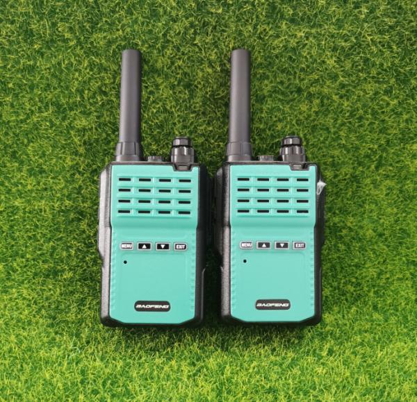 BAOFENG BF-E90 16 Channels 400-470MHz 1-5KM Portable Walkie Talkie