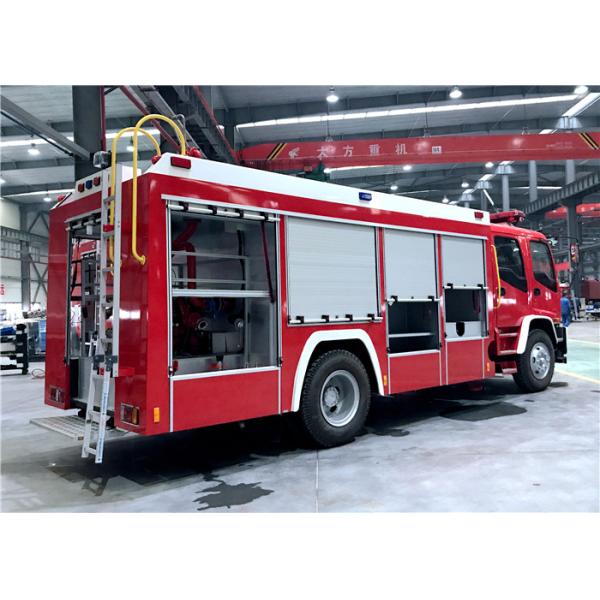 Тележка спасения лесного пожара 4 тонны противопожарной тележки, тележки пеногонного огнетушителя Исузу 4кс2