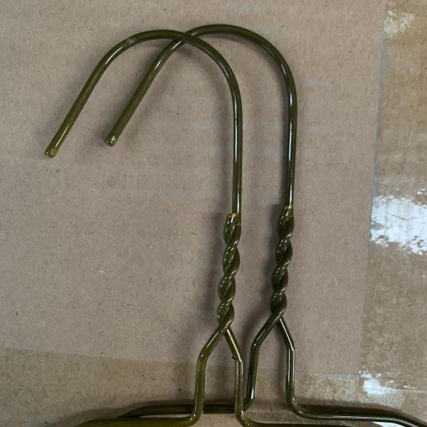 Smooth Surface Thin Steel Wire Hangers High Durability Lead Free 16 Inch Length