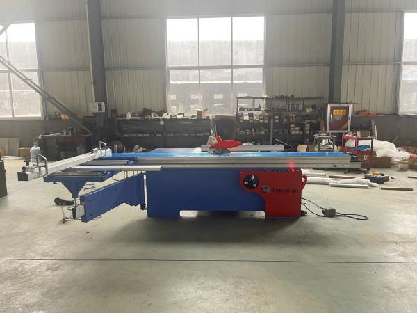 Wood Cutting Industrial Sliding Table Saw 0 - 45degree Wood Board Cutter