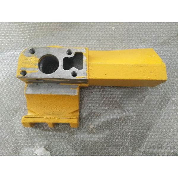 komatsu D50 D53 bulldozer FRONT IDLER BRACKET 141-30-13281 141-31-13291 OEM SHANTUI Produce