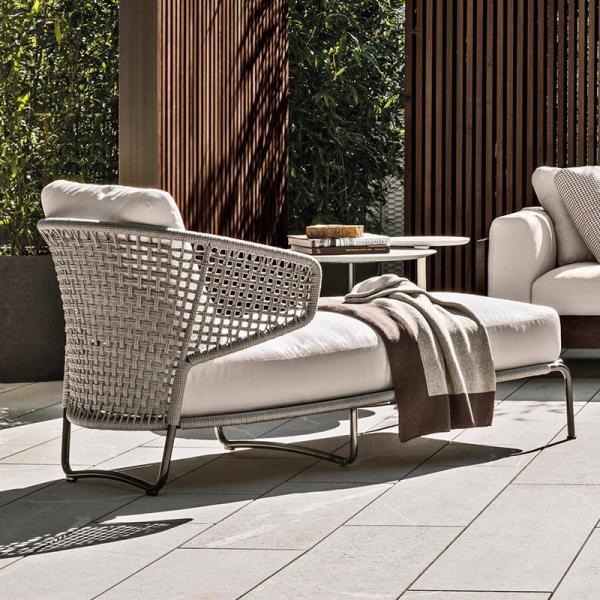 Outdoor Rattan Furniture Daybed and Aluminum Sun Lounger for Outdoor in Swimming Pool