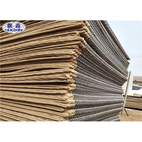 Bastiões defensivos militares alinhados geotêxtil das barreiras para o centro de aprendizado de polícia