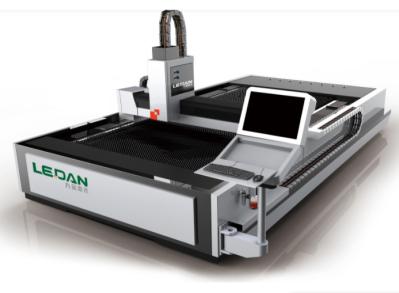 1530 Single Table Fiber Laser Cutting Machine 1000 Watt IPG Or RAYCUS Laser Source