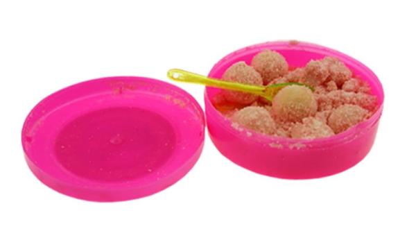 Confectionary Strawberry Chewing Gum No Sugar Bubble Gum With Sour Powder