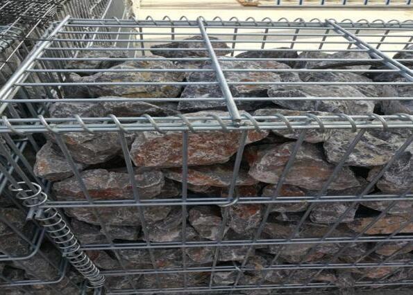 Hot Dipped Galvanized Garden Gabion Baskets , Gabion Wall Mesh 4.0mm-5.0mm Wire Dia