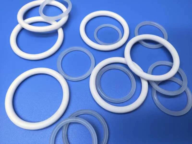 Обжатие колцеобразных уплотнений эластомера FFKM Perfluorinated установило колцеобразное уплотнение сопротивления ссадины FFKM