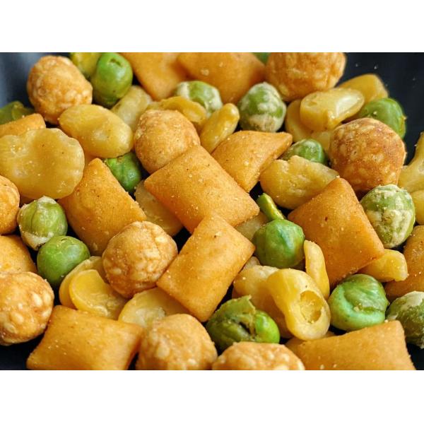 Asian Thai Style Coated Peanut Snack Customized Assorted Nut Snack Mix