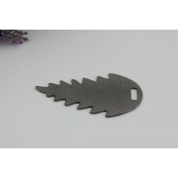 OEM zinc alloy light gold & gunmetal leaf pattern metal logo label tags for handbag/shoes accessories