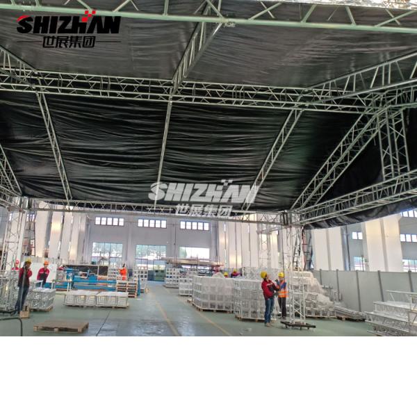 этап представления события концерта музыки на открытом воздухе