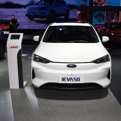 Véhicule électrique automatique de 350-402KM JAC Electric Car Single Motor JAC Iev A50