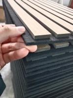 Panel de deflector acústico de madera arquitectónica con núcleo resistente al fuego y a prueba de humedad