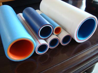 Tube en plastique de vis simple faisant la machine, ligne adaptée aux besoins du client d'extrusion de tuyau de PE