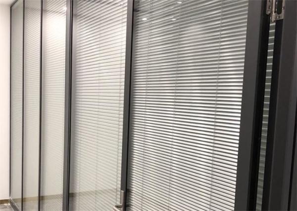 Mobiliário de escritório de alumínio Demountable do vidro do sistema da separação do escritório