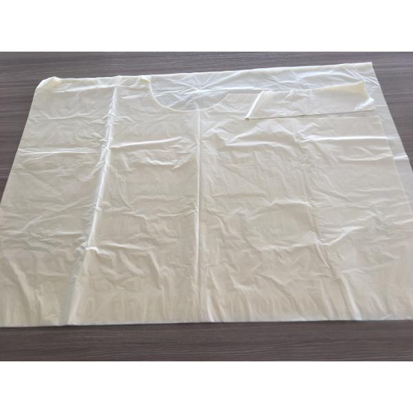 Smooth Surface Disposable Salon Capes , Hair Cutting Cape Breathable Single Use