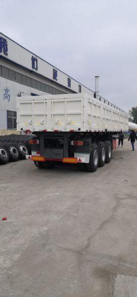 70 ton Sinotruk Heavy Duty Semi Trailers Side Dump Semi Trailer Vehicle