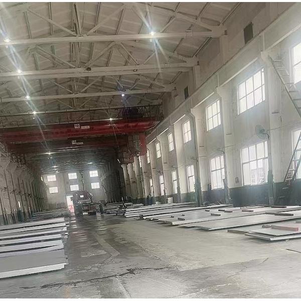 ASTM A240 UNS S32205/S31803 2205 Plaque en acier inoxydable duplex Largeur 1250 mm 1500 mm 2000 mm