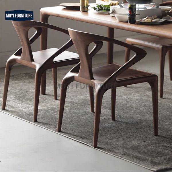 Home Furniture Nordic Commercial Modern Solid Wood Frame Leather Upholstered Wooden Legs Brown Luxury Wicker Back Dining Chairs with Armrest