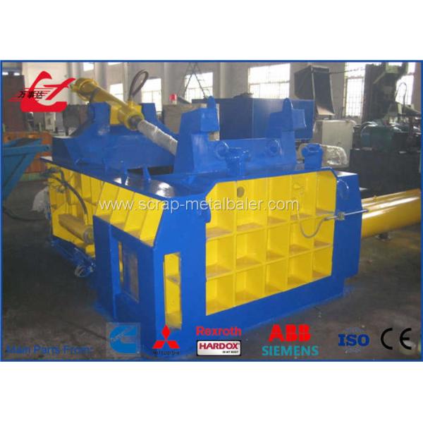 Presse en acier de mitraille de copeaux avec l'alimentation d'énergie de moteur diesel de Cummins de trémie