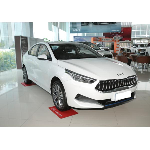 Левое рулевое управление Литий батарея KIA K3 2024 Электромобиль Энергетическое транспортное средство Седан для взрослых