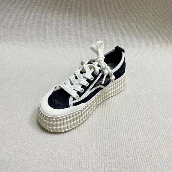 Women lace canvas shoes with thick sole and hollow breathable fisherman