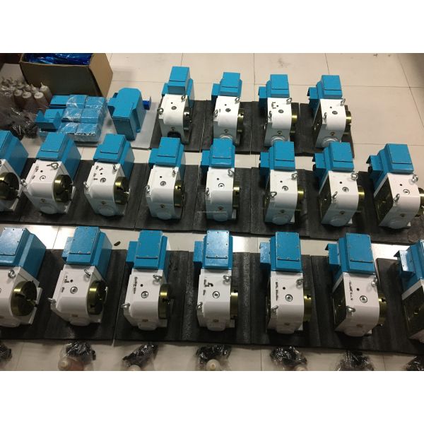 Precision 170mm 4th Axis CNC Rotary Table With Motor / Bearing Steel Construction