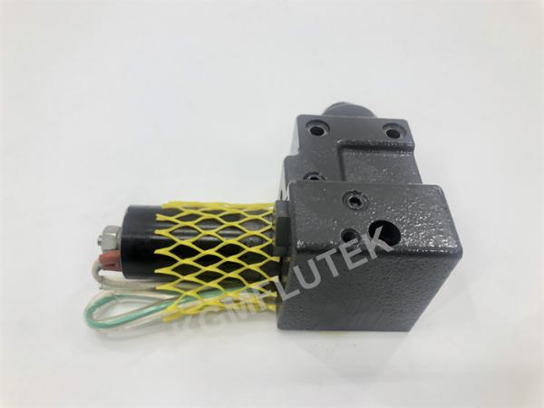 Máquina escavadora de Assy For Volvo EC210 da válvula de solenoide da bomba SKX5P-17-209 hidráulica