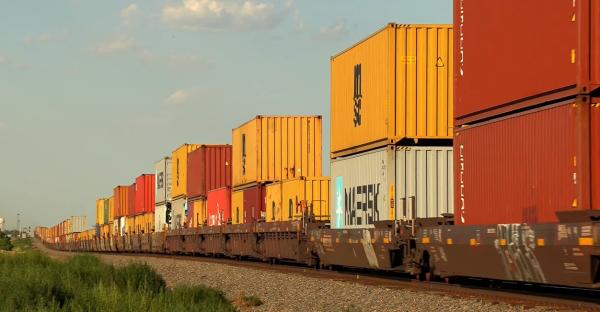 China To The United States International Rail Freight With Amazon FBA Warehousing