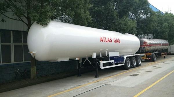 Semi Trailer Lpg Gas Tanker Truck , 49.6cbm Tri Axle Semi Trailer With Fuel Box