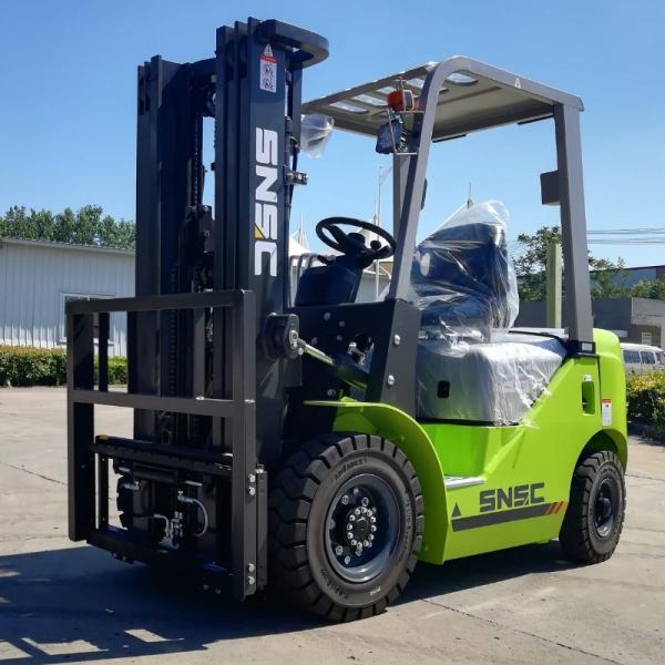 FD20 Diesel Forklift Truck Container Lifter