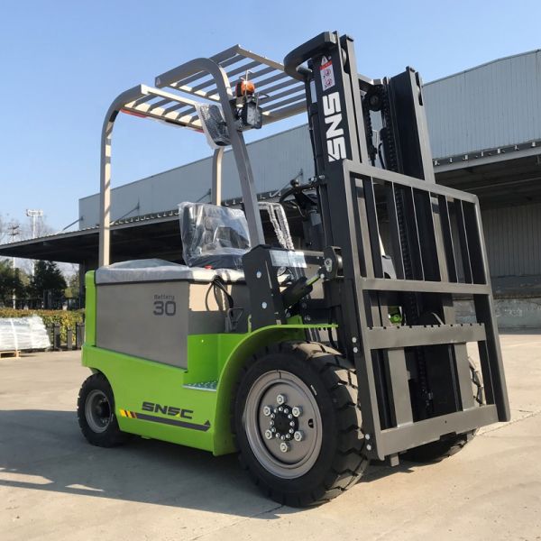 2.5 Ton Battery Forklift Truck