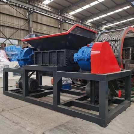 Recycling Paper Waste Books Scrap Wood Tree Root Waste Plastic Bottle Shredder Machine