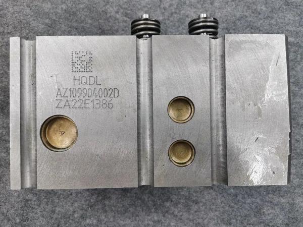 STD Engine AZ1099040002 Sinotruk Howo Truck Diesel Engine Cylinder Head
