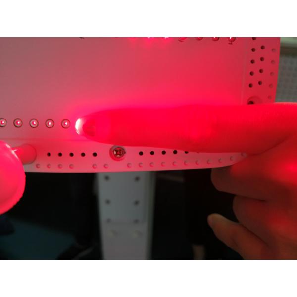 Обработка плешивости алопесии машины 650nm роста волос лазера диода LLLT