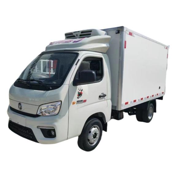 Top Seller 1.5 Ton Refrigerated Van and Truck for Euro 4 Emission Standard Horsepower 150hp Meat Refrigerated Truck Sale
