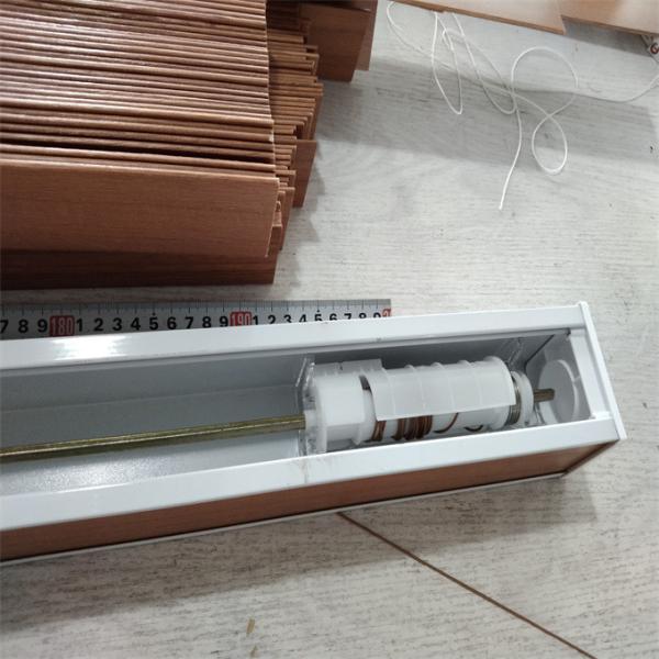Room Darkening Venetian Window Blinds Cordless Customizable Size