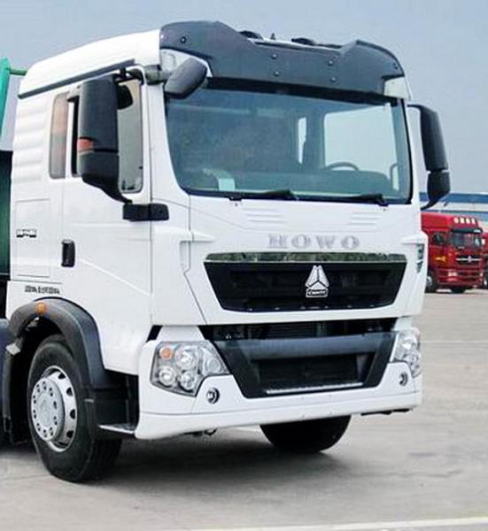 Low Density Powder Material Oil Liquid Tanker Truck 38.5 Cubic Meters ISO