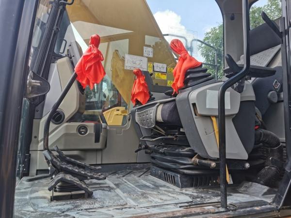Excavadora de segunda mão CAT336E com potência forte e design de aço macio em boas condições