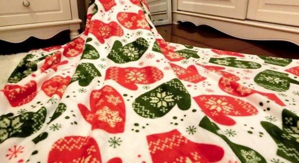 Super Cozy Luxury Coral Fleece Blanket , Knitted Thick Warm Fleece Blanket