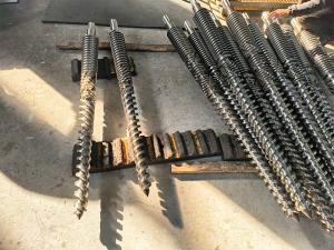 Injection Molding Screw Set For Volume Production Max Output Up To 1000kg/H
