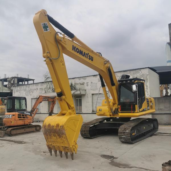 Second Hand Komatsu PC220-8 Excavator Original Japan 22Ton Operating Weight 2023 Year
