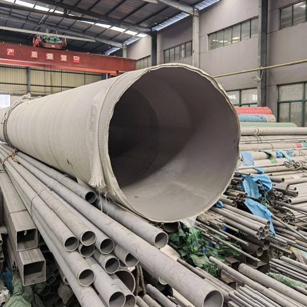 MPA 485 KSI 25 Hot Rolled Seamless Steel Tubes Heavy Wall Tearproof
